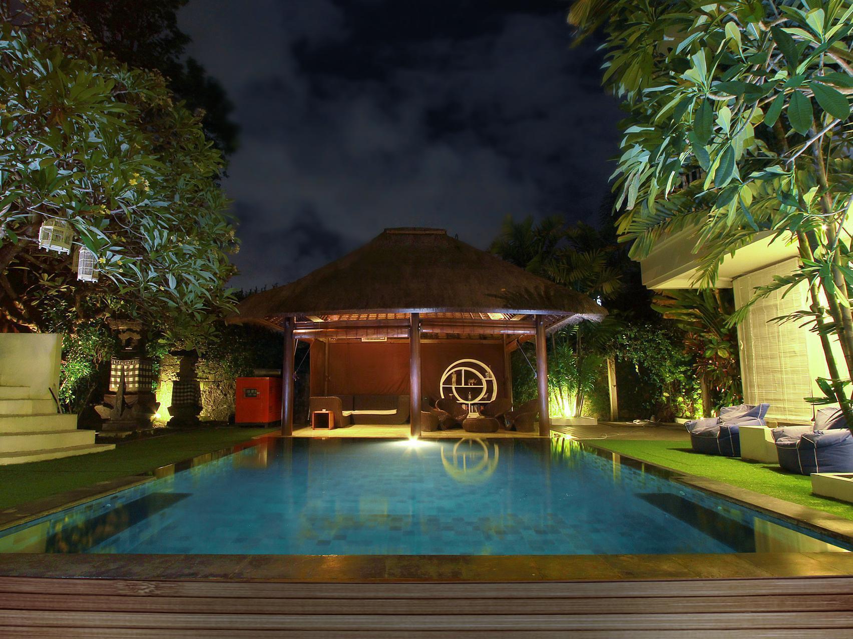 The Island Bali Hostel Seminyak  Ngoại thất bức ảnh